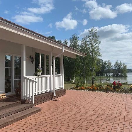 Wonderful Cottage By The Lake Hautjarvi エクステリア 写真