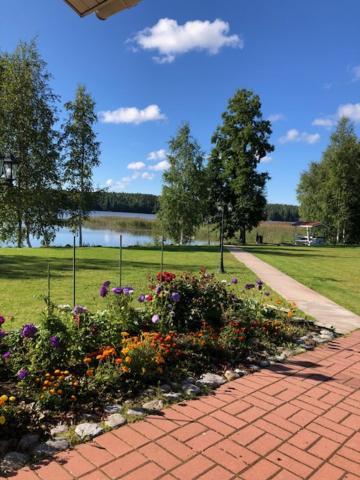 Wonderful Cottage By The Lake Hautjarvi エクステリア 写真