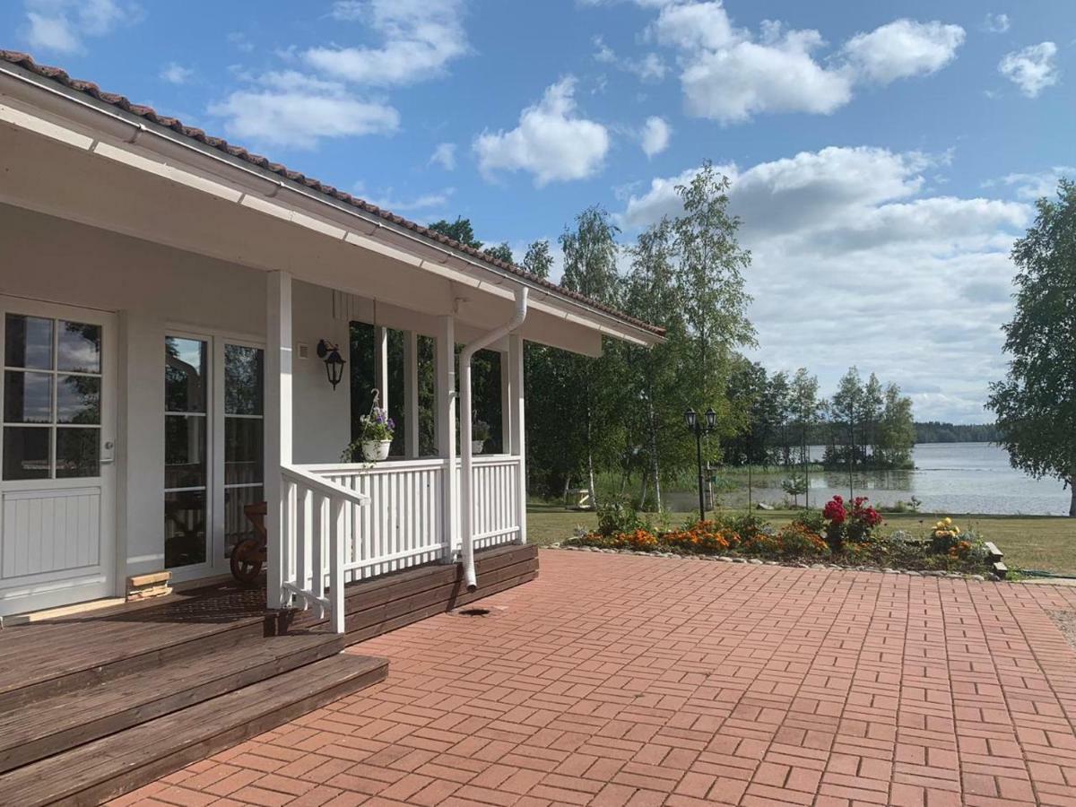 Wonderful Cottage By The Lake Hautjarvi エクステリア 写真